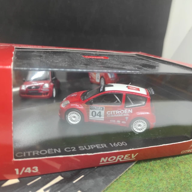 RENAULT SPORT RS01 . 1/43 coffret Norev EUR 15,00 - FR