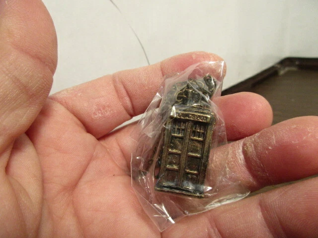 Doctor Who TARDIS Time Machine Police Box Bronze Necklace Pendant 20" Chain