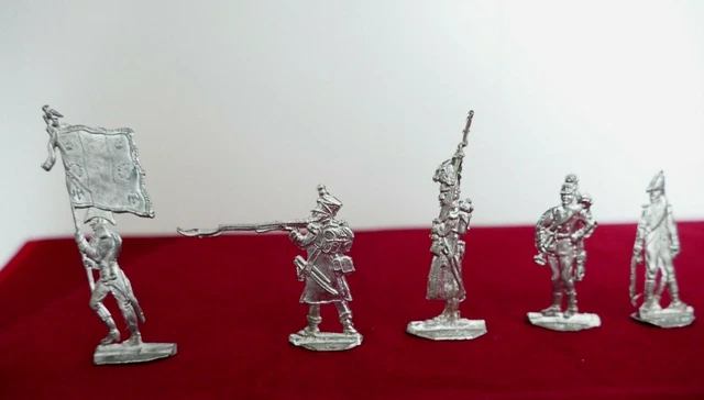 Plats d'étain 1ère Guerre mondiale 14 soldats 1914/1918 - Flat tin - Zinnfiguren
