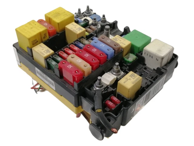 9804848580 Relais Sicherungskasten Multifunktionsrelais / 1338950 Für Citroen C4