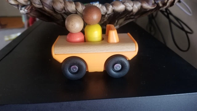 Lovevery Observer Kit Two Seater Speedster Wooden Toy Car People 3 Piece Set