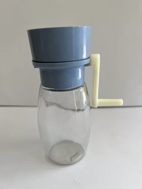 Vintage  Manual Gemco Food/Nut Chopper Glass With Blue Lid Stainless Steel Blade
