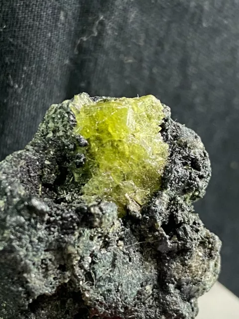 Wow Amazing beautiful titanite(sphene) specimen on martix 50cts