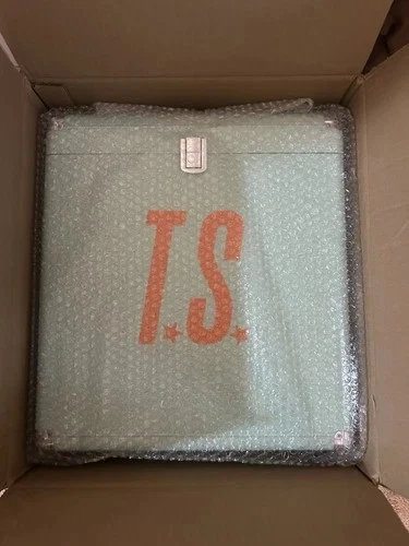 TAYLOR SWIFT - The Life of a Showgirl Vinyl Case NEW In Hand Ready To SHIP $191.45 - CA TAYLOR SWIFT - The Life of a Showgirl Vinyl Case NEW In Hand Ready To SHIP $191.45 - CA