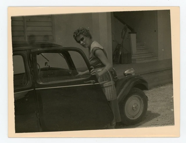 1958 Snapshot Photo - Old Car Car Car Car Car Un Woman Glasses