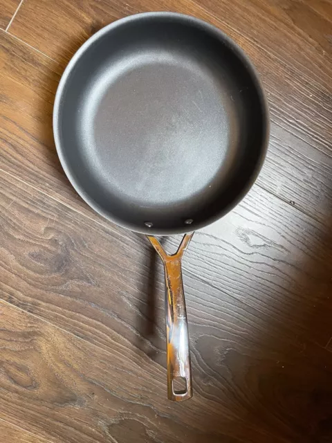 Le Creuset 26cm frying pan