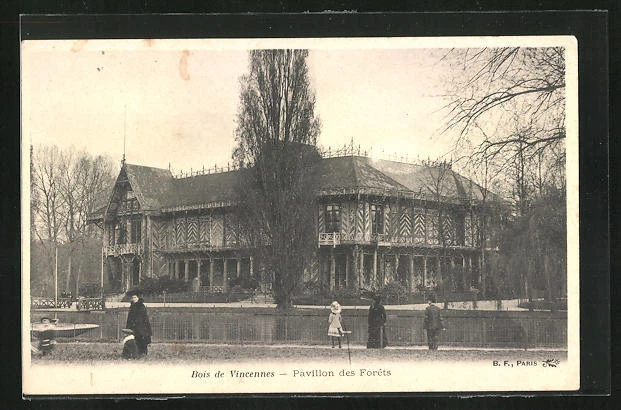 CPA Paris, Bois de Vincennes, pavillon des Forets