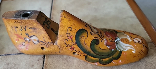Vintage Wooden Shoe Hand Painted Form Shoemakers Tool Wood Size 5c Beautiful!!!