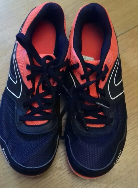 Running spikes size 6.5 top
