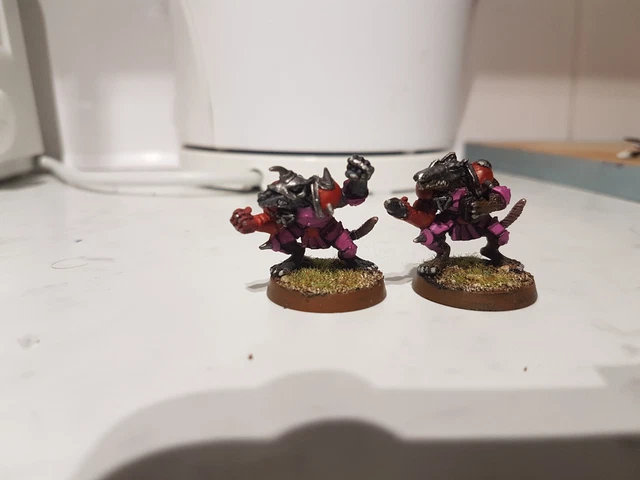 Games Workshop - Blood Bowl: Lizardmen Team - Gwaka'moli Crater Gators