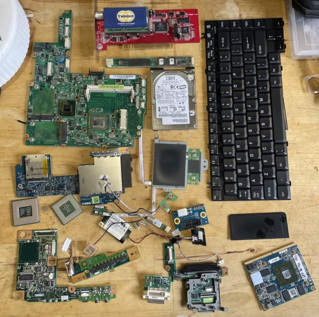 Lot of mixed Laptop Parts - Toshiba IBM Microsoft - See Pictures - Untested