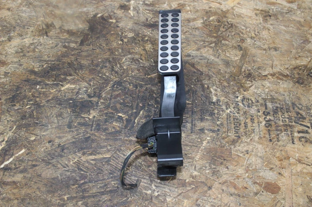 MERCEDES-BENZ W209 CLK Class Gas Accelerator Pedal Assembly OEM EUR 54 ...