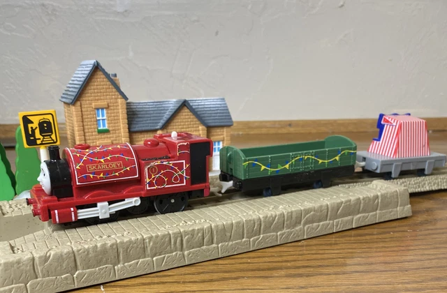 Puppet Train THOMAS FRIENDS TRACKMASTER Skarloey’s Puppet Show Motorized Train ...