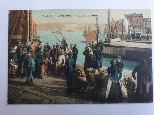 DIEPPE CPA L'avant-Port Carte Postale Ancienne PORT GRATUIT