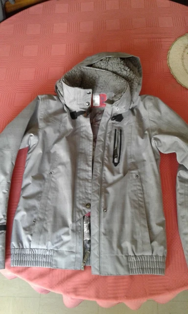 BLOUSON A CAPUCHE femme de la marque Quechua taille 36 S EUR 25 00 PicClick FR
