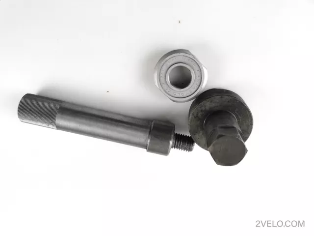multi tool that fits in bottom bracket