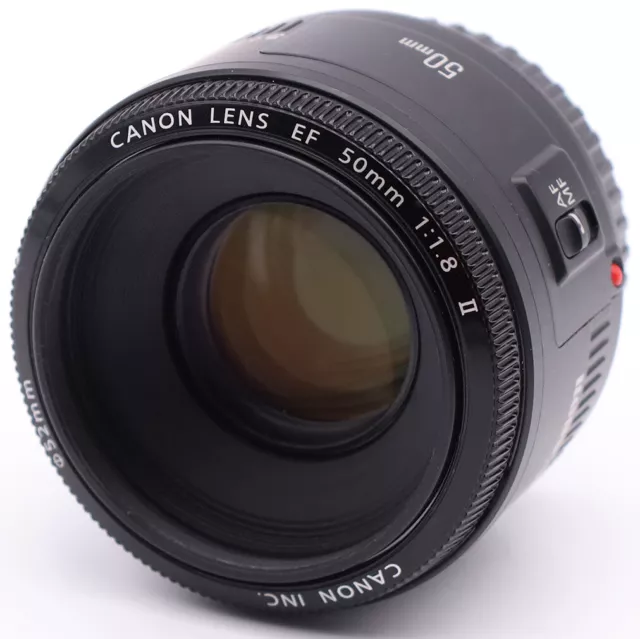 Canon EF 50mm 1:1.8 II Objektiv (52 mm Filtergewinde)