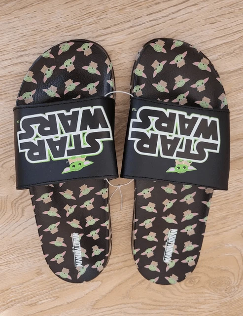 NEW Star Wars Mandelorian The Child Grogu Slides Sandals Mens Size 10 Baby Yoda