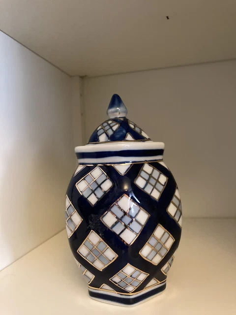 Chinese? Blue White Gold Porcelain Lidded Ginger  Jar  / Pot / Urn / Ornament