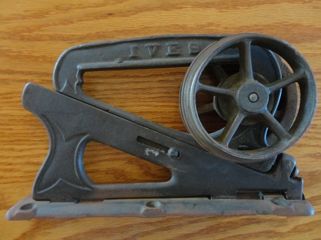 Antique 1886 IVES Pocket Door Hanger Roller Single Cast Iron Slider w/ Plate