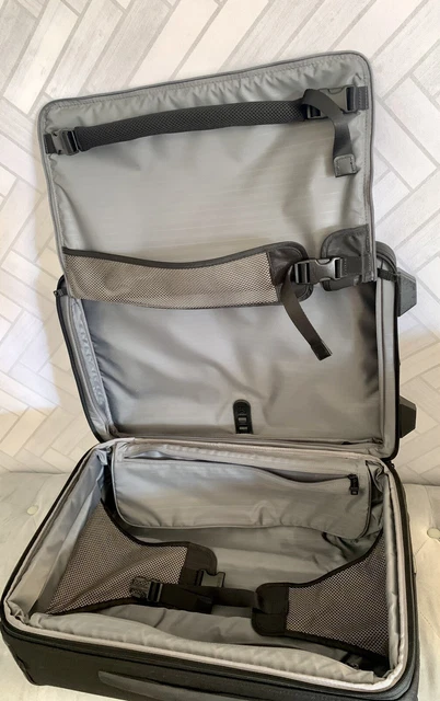 Tumi Alpha 2 Black 2 Wheeled Carry-on- Nylon Luggage 22020D2 3