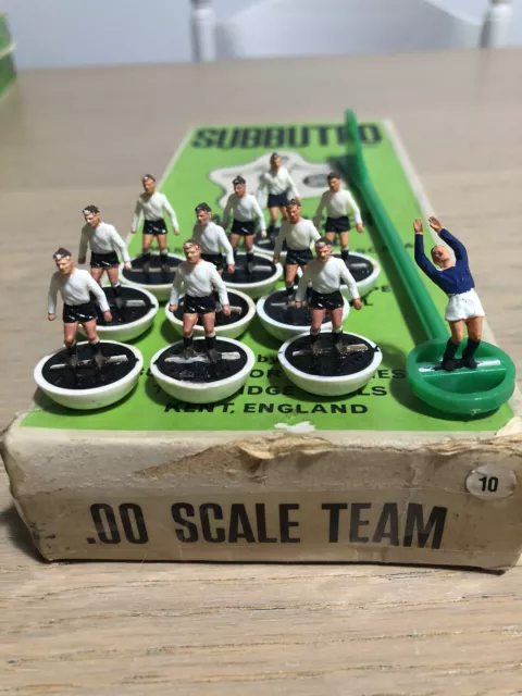 subbuteo hw Ref 10