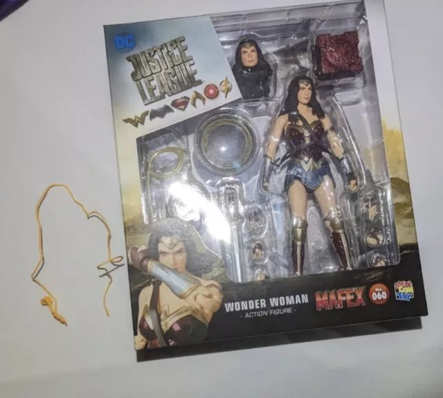 Mafex #60 Wonder Woman Figure Justice League With Custom Lasso