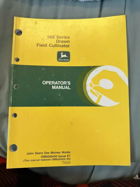 Operator's Manual John Deere 985 Series Drawn Field Cultivator OMN200430