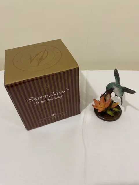 Country Artists Black-chinned Humming Bird With Day Lily Figurine 01663
