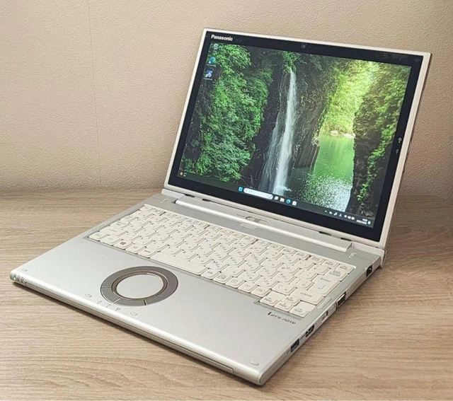 PANASONIC CF-XZ6 LET'S NOTE i5-7300U Windows 11Pro 8 GB SSD