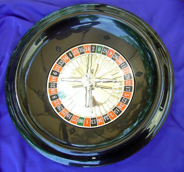 Vintage 12" Roulette Wheel In Excellent Condition!!