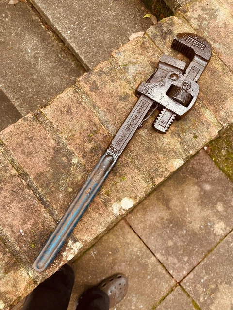 RECORD STILSONS 18 PIPE MONKEY WRENCH - Made In ENGLAND Drop Forged Steel
