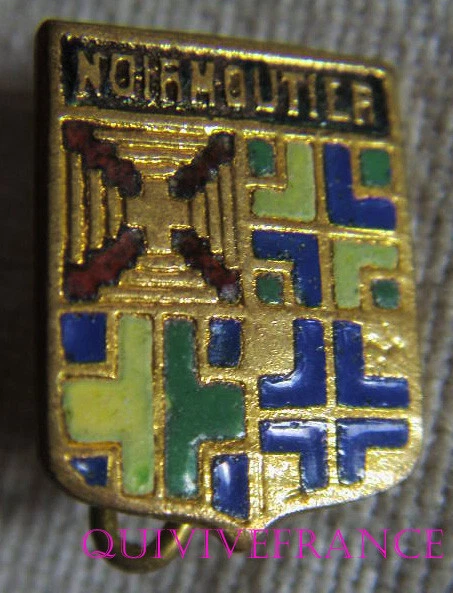 Pin's Blason Guingamp – Email – Fabriqué En France – Occasion (BG13796)