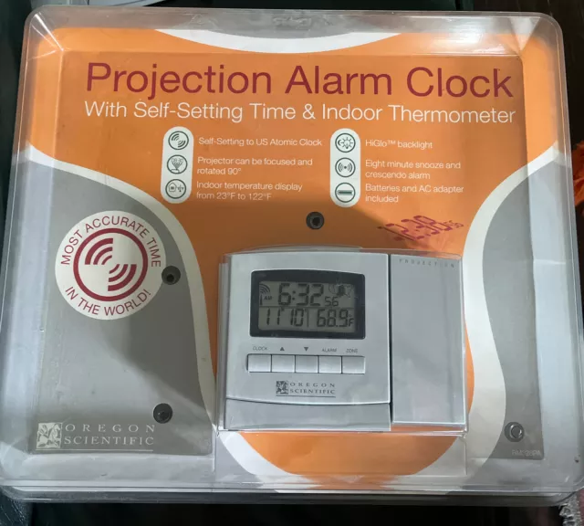 Oregon Scientific TW223 Atomic Projection Clock with Indoor Temperature