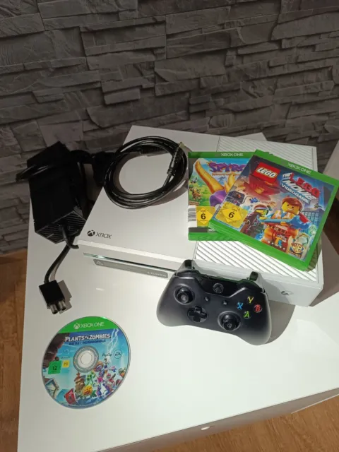 Xbox One 500 GB (White Edition) + Controller + 3 Spiele