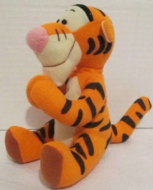 VINTAGE DISNEY TIGGER 1997 Mattel 6 TIGGER Winnie The Pooh Pellets 