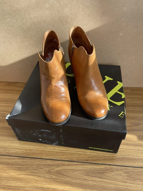 Jones the bootmaker deals ladies shoes