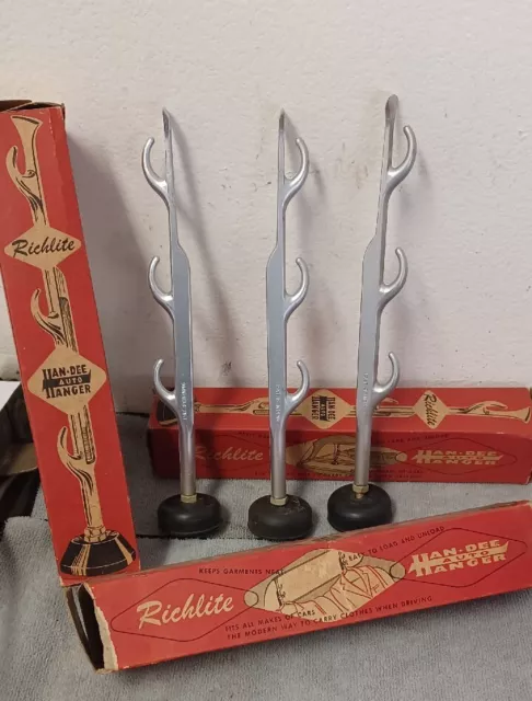 NOS 1930s 1940s 1950s 1960s RICHLITE CLOTHES GARMENT HANGER ACCESSORY GM FOMOCO