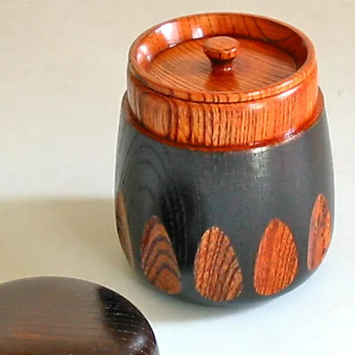 isuke Tea Canister "Kiriko" black Wooden Caddy Handmade Urushi Lacquerware Japan 3