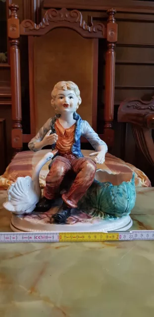 Statua di porcellana Capodimonte, vintage originale.