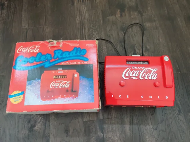 1988 Old-Tyme Coca Cola Cooler Radio Cassette w/Original Box OTR-1949 Works