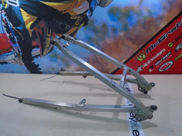 2004 Yamaha Yz 250F Sub Frame (J) 04  Yz250F
