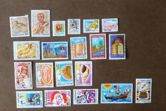 Francobolli Tunisia/Tunisia. 20 pezzi, senza carta, anni 1970-80