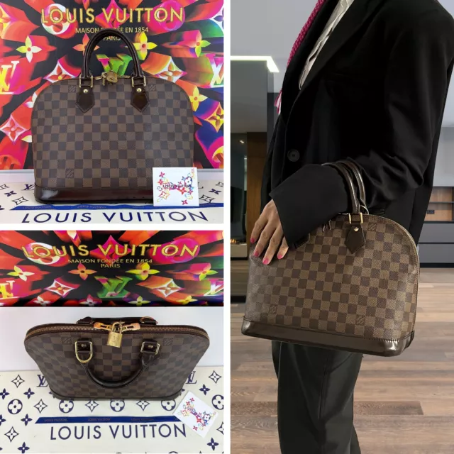 The Royal Bags Canada Inc. - Louis Vuitton JEUNE FILLE MM Monogram Asking:  💲🎉🎉🎉 Made in: FRANCE Date Code: TH Style: Crossbody/Sling Material:  Monogram Canvas Colour: Brown Includes: NO Measurements: 9 L