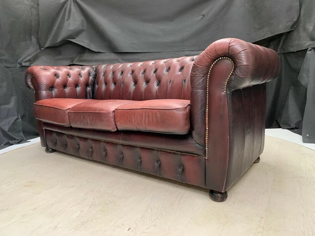 EB2729 Danish Cherry Red Leather Chesterfield Style Three-Seater Sofa Vintage