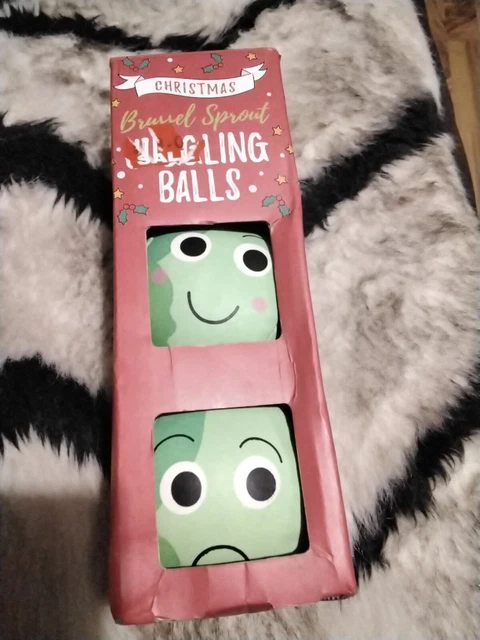 Xmas Brussel  Sprouts Juggling Balls New