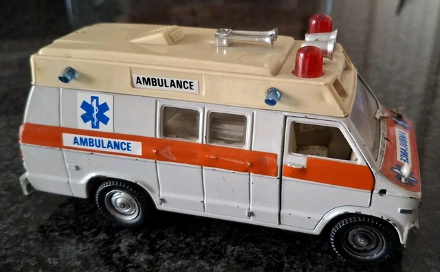 ROCO CAMION DE POMPIER UNIMOG NEUVE EN BOITE REF 1319 HO