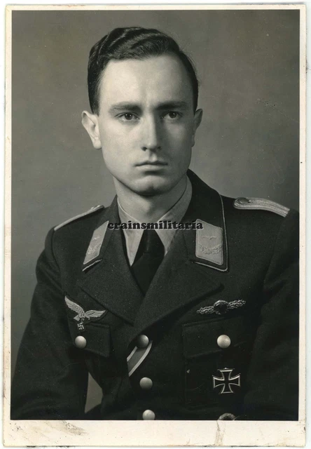 Orig. Foto Portrait Offizier Pilot 1.(F)/124 Kirkenes Norwegen mit Orden FFS EK1