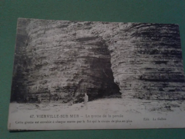 C.P. de  VIERVILLE-sur-MER - cALVADOS-la grotte  de la percee