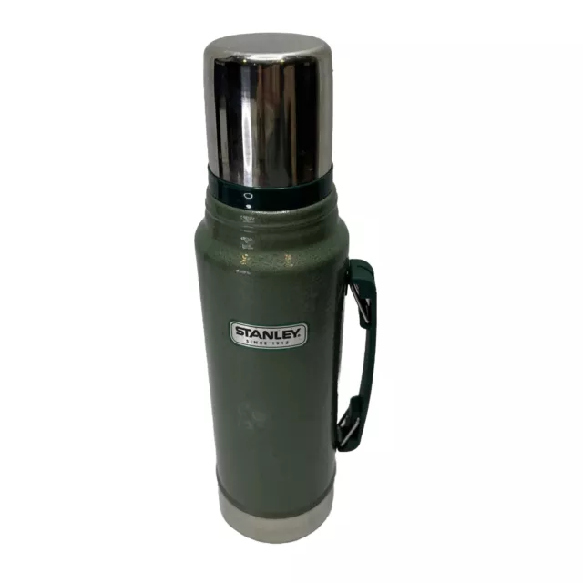 https://www.picclickimg.com/A9QAAOSwXgBlCvmO/Stanley-Classic-BPA-Free-Stainless-Steel-Vacuum-Insulated-Thermos.webp